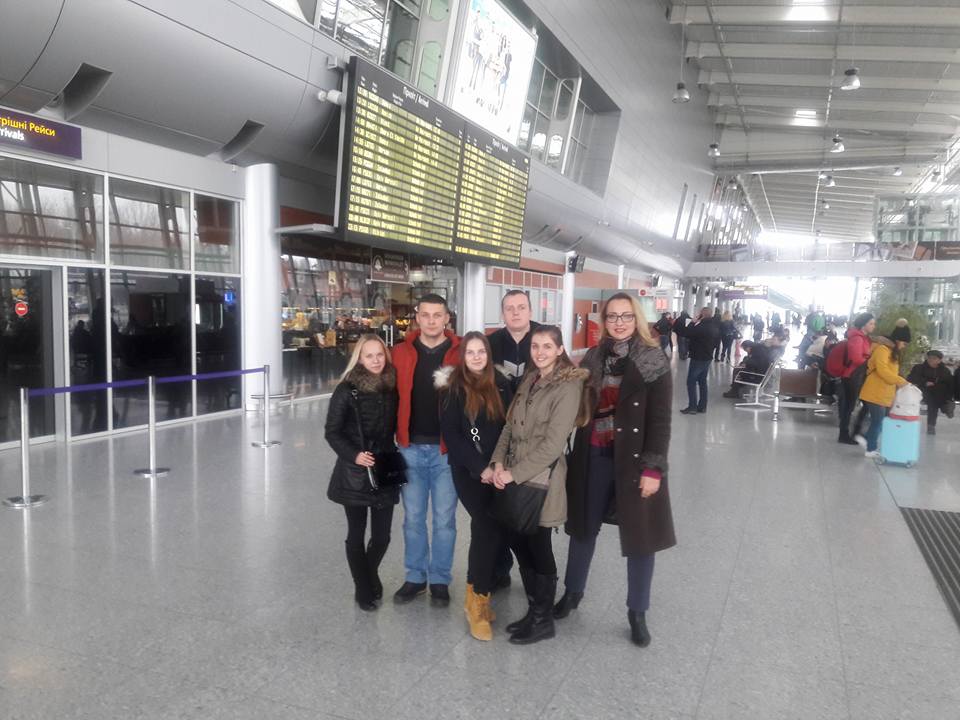 студенти відвідали митний пост «Львів-аеропорт»