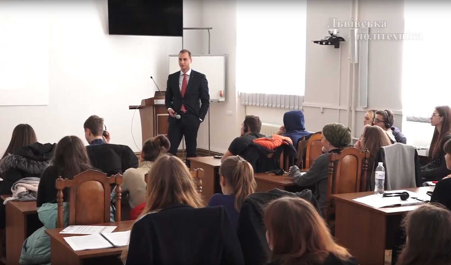цикл лекцій «Енергетична дипломатія: що це значить для України»