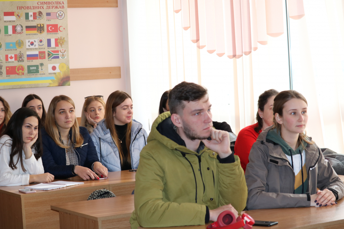 Вальдемар Томашевський зустрівся зі студентами-міжнародниками