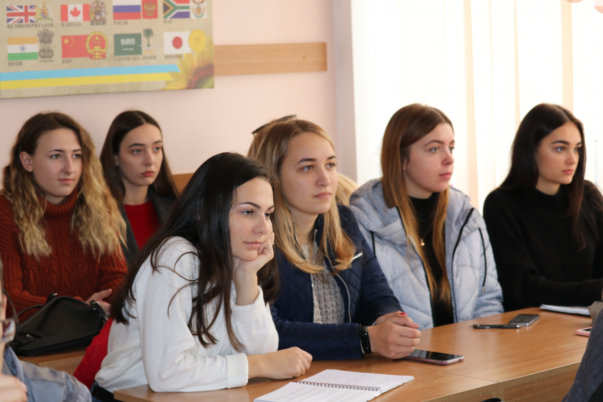 Вальдемар Томашевський зустрівся зі студентами-міжнародниками